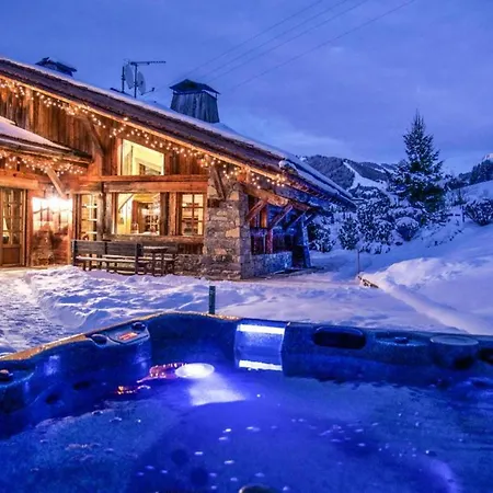 Montagnard A Rochebrune Avec Jacuzzi, Sauna, 6 Chambres, Proche Des Pistes, Accueil 12 Pers - Fr-1-569-37 *