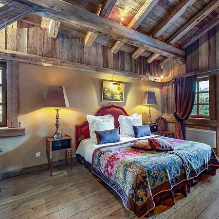 Chalet Montagnard A Rochebrune Avec Jacuzzi, Sauna, 6 Chambres, Proche Des Pistes, Accueil 12 Pers - Fr-1-569-37 *
